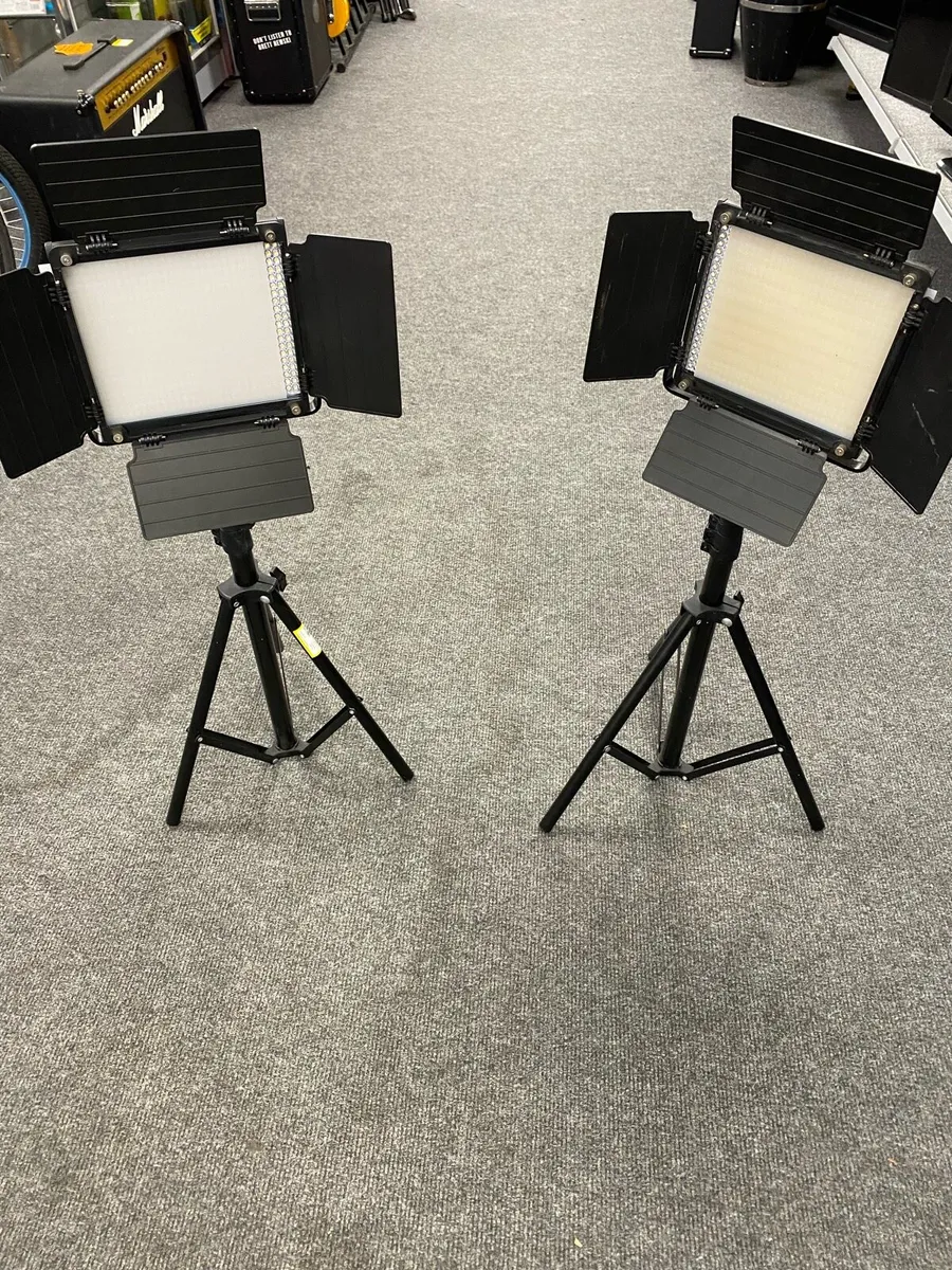 GVM 560AS Studio Twin LED Light Set - Image 1