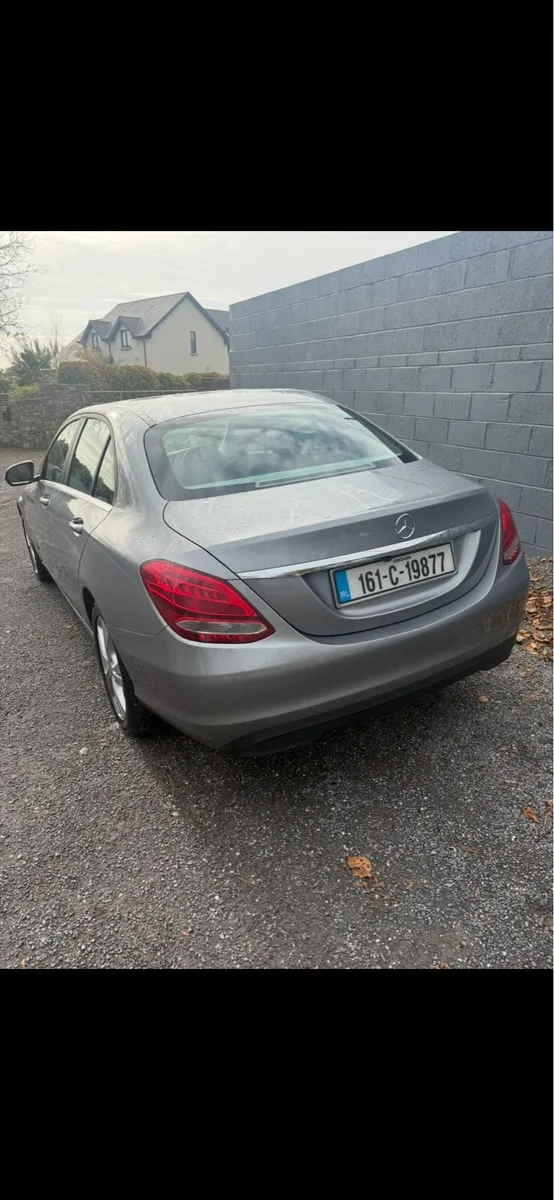 Mercedes C220 D - Image 3