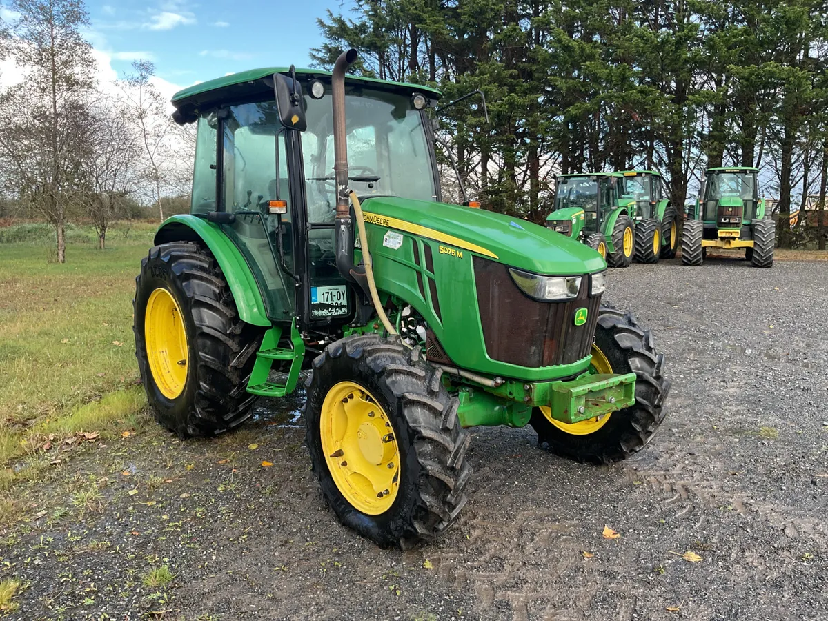 2017 John Deere 5075M 4WD Tractor For Auction - Image 3