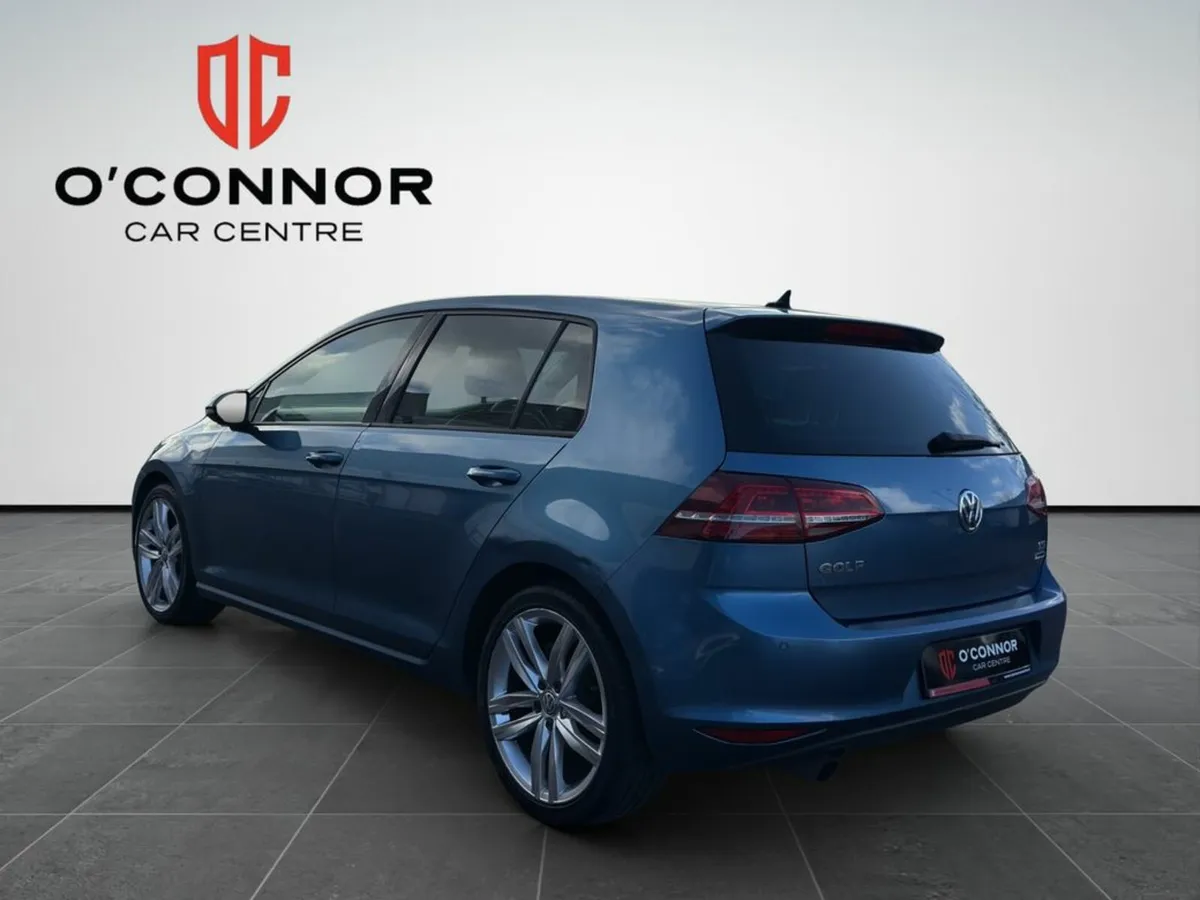 Volkswagen Golf “Golf Highline – Premium Features - Image 4