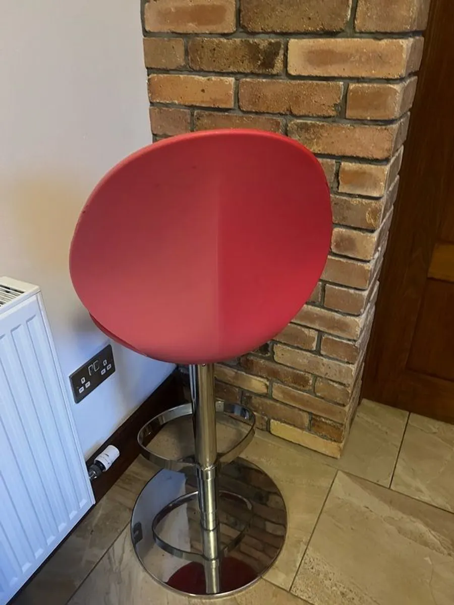 calligaris stool x 2 - Image 2