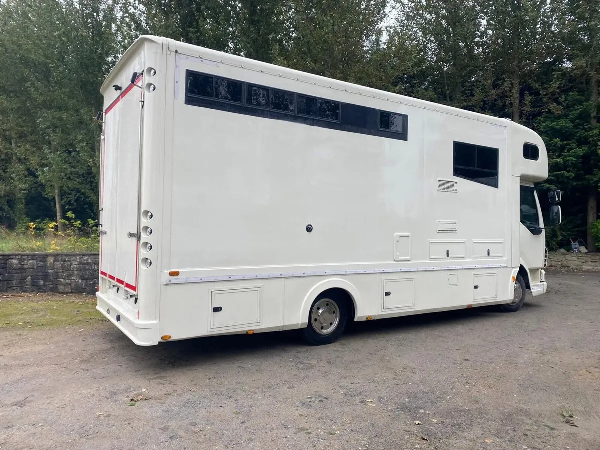 7.5 ton truck - Image 2