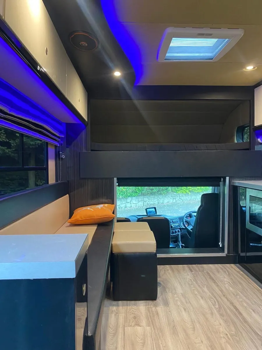 7.5 ton truck - Image 3