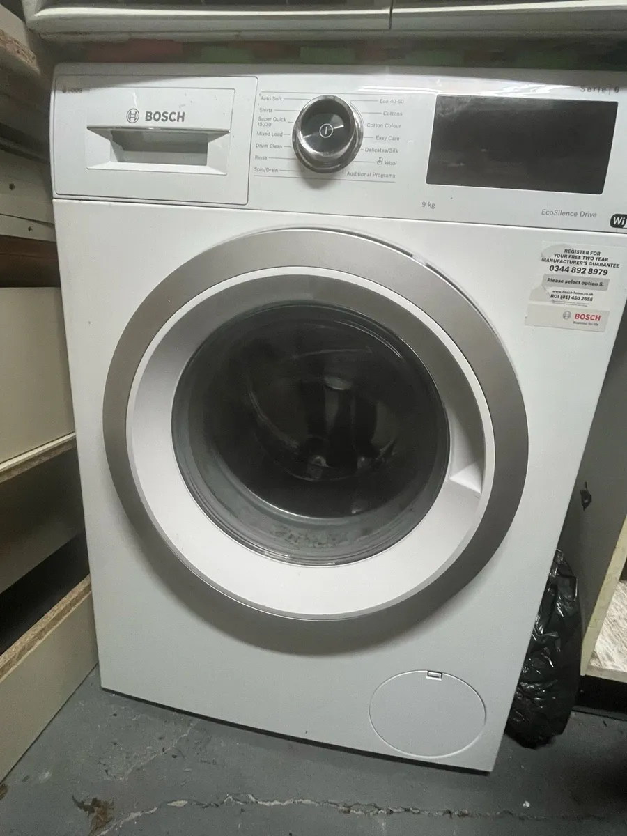 Washing machine - Image 1