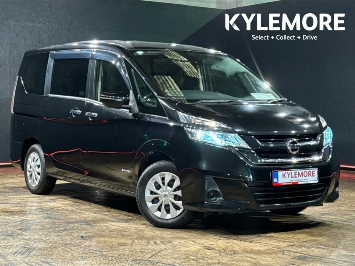 Nissan Serena 2.0 HYBRID - Image 1