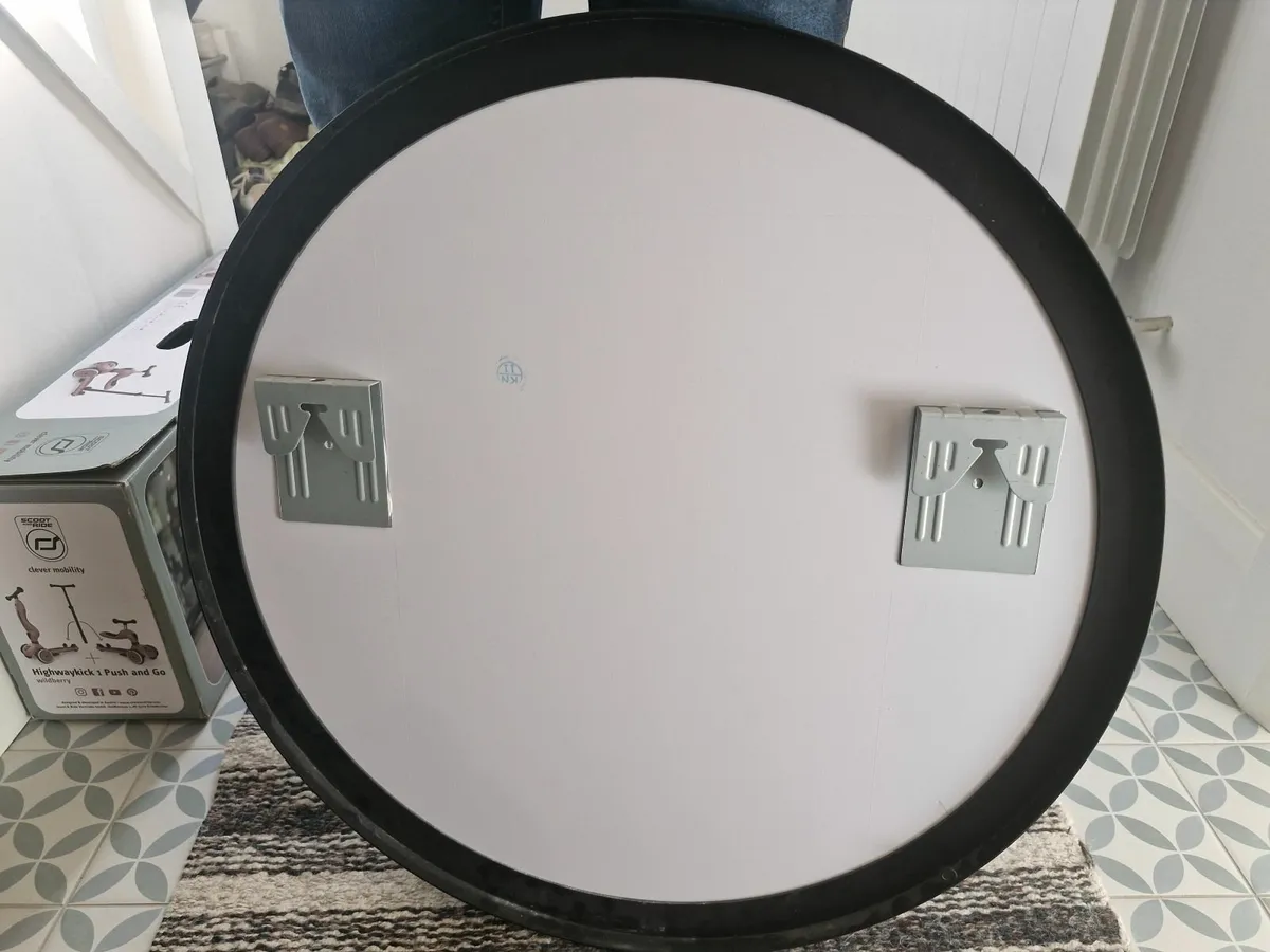 Shore Round Bathroom Mirror - Black frame - Image 2