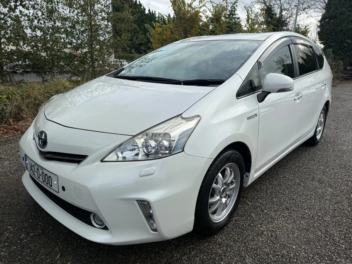 Toyota Prius 7 seats!!! - Image 2