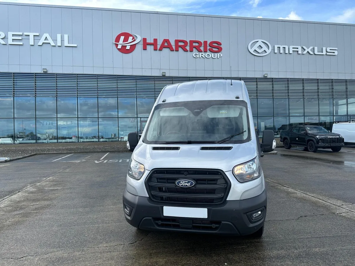 Ford Transit 350 Trend 2.0 TD 165PS – 17-Seat Bus - Image 1