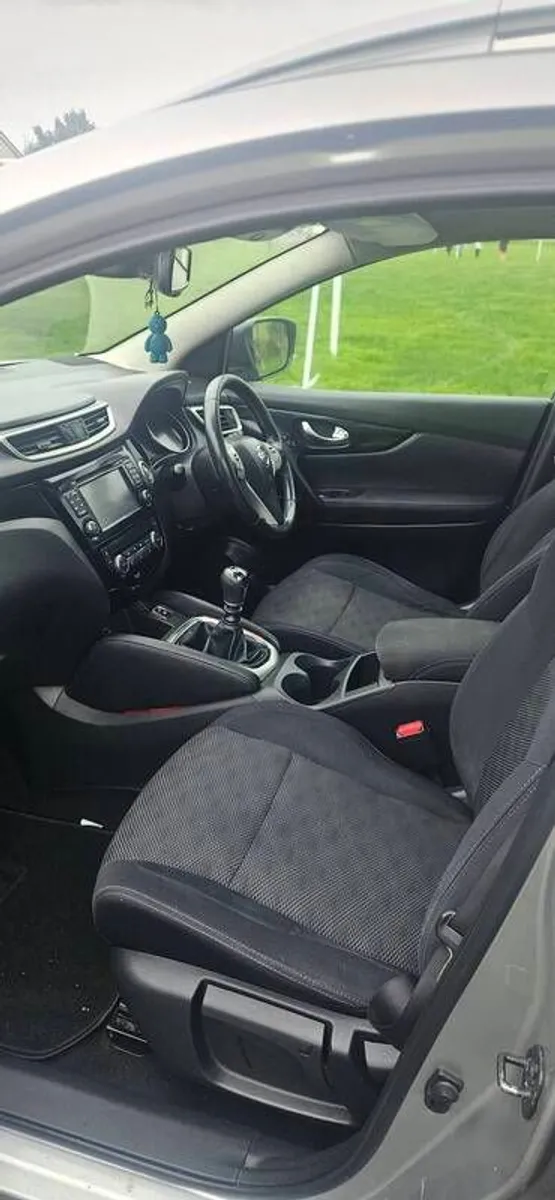 2015 Nissan Qashqai 1.6 130bhp - Image 1
