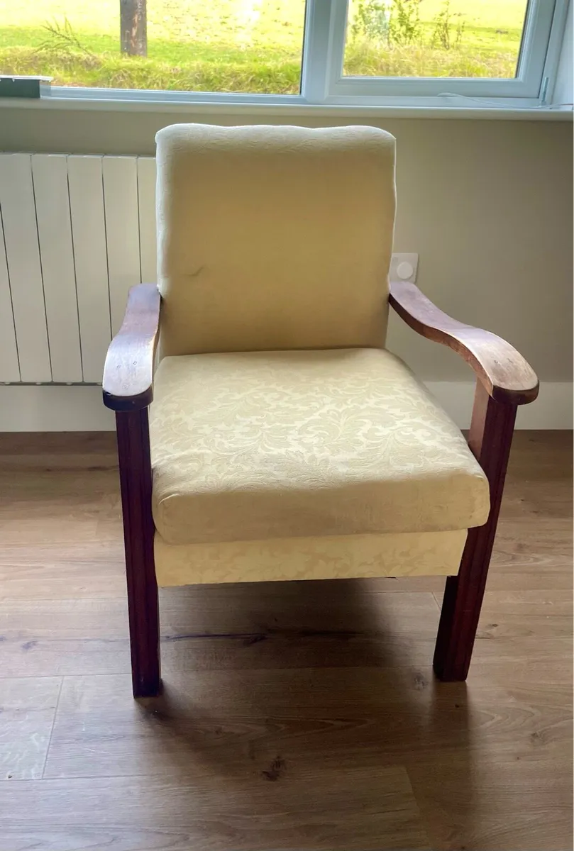 2 Fireside chairs - Image 1