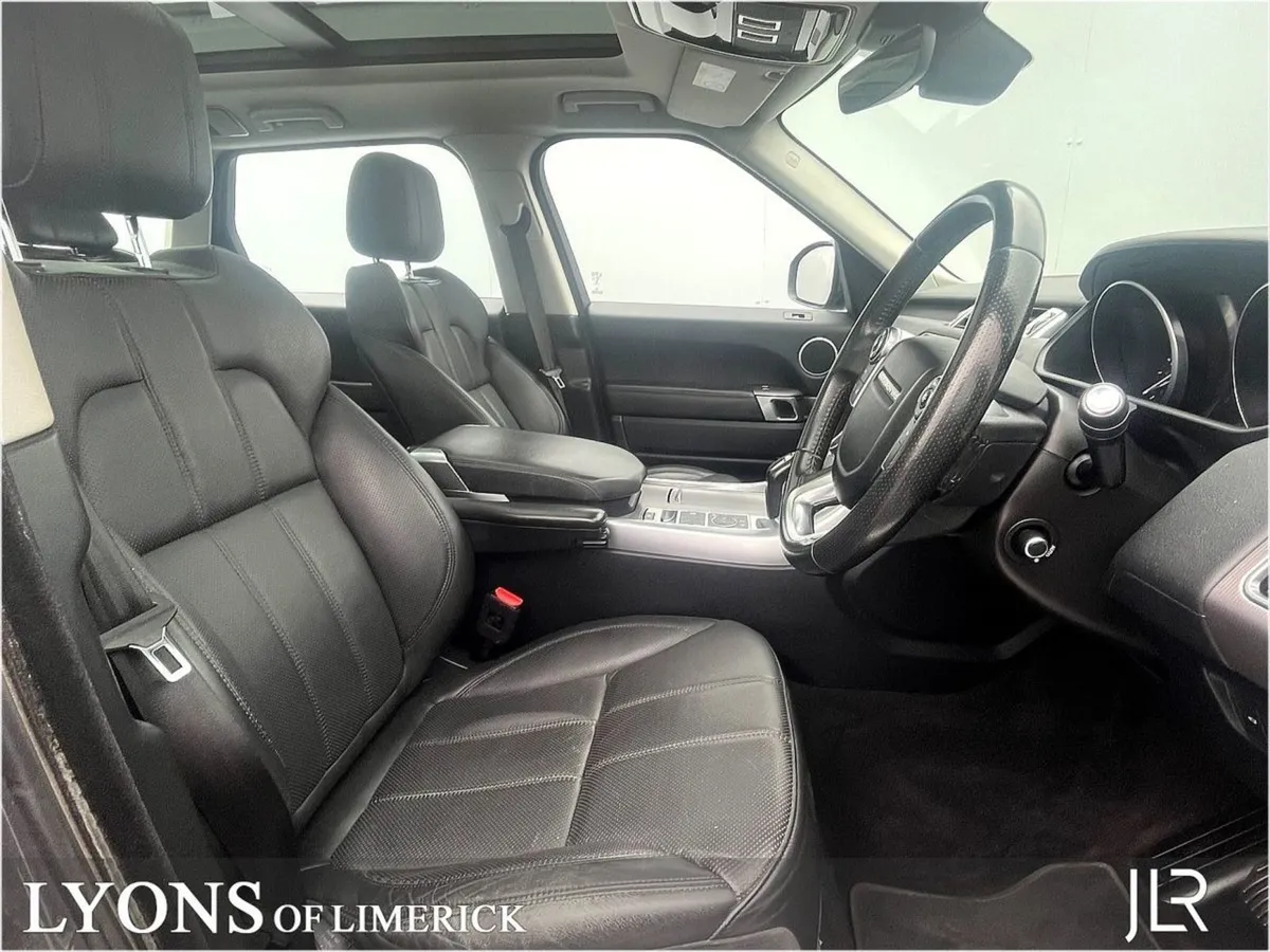 Land Rover Range Rover Sport 2.0 SD4 HSE  sliding - Image 4