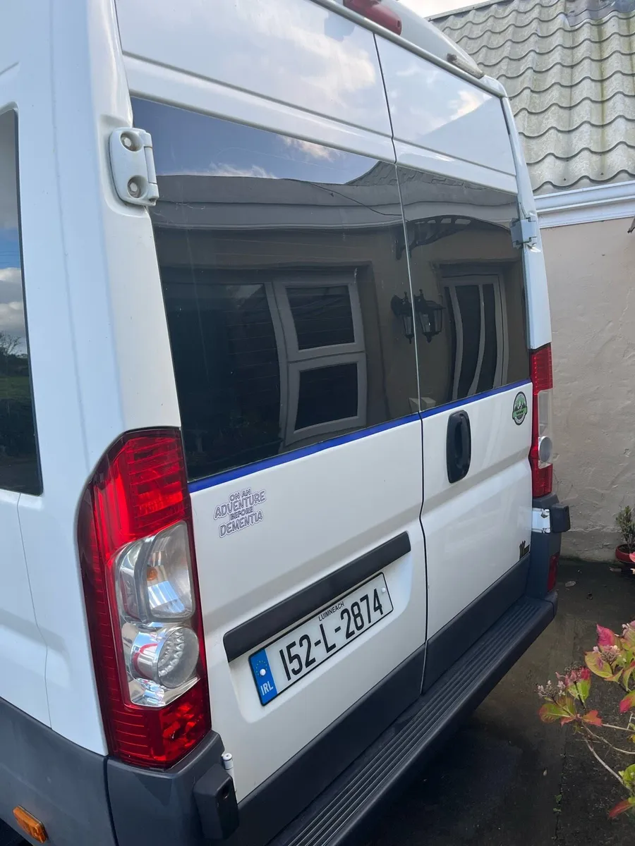 Camper van - Image 3