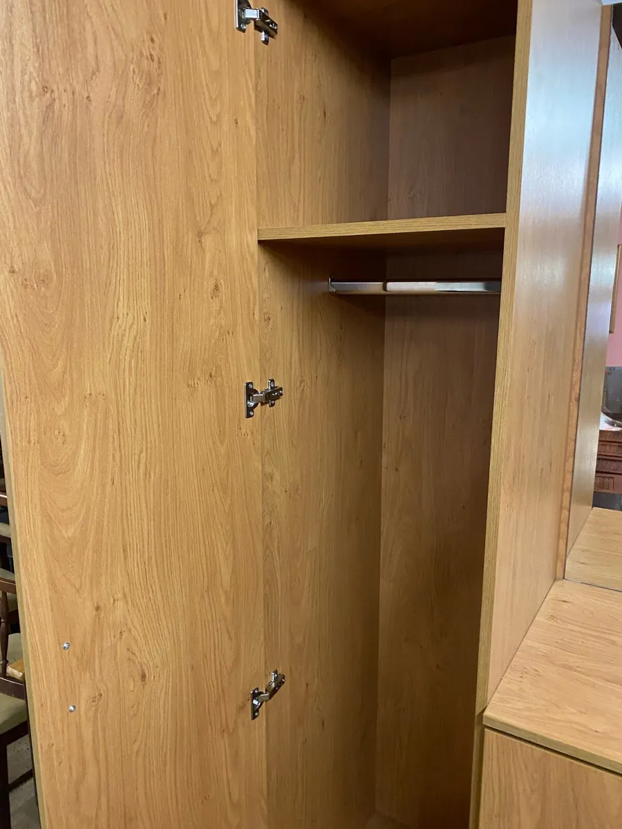 Wardrobe - Image 4