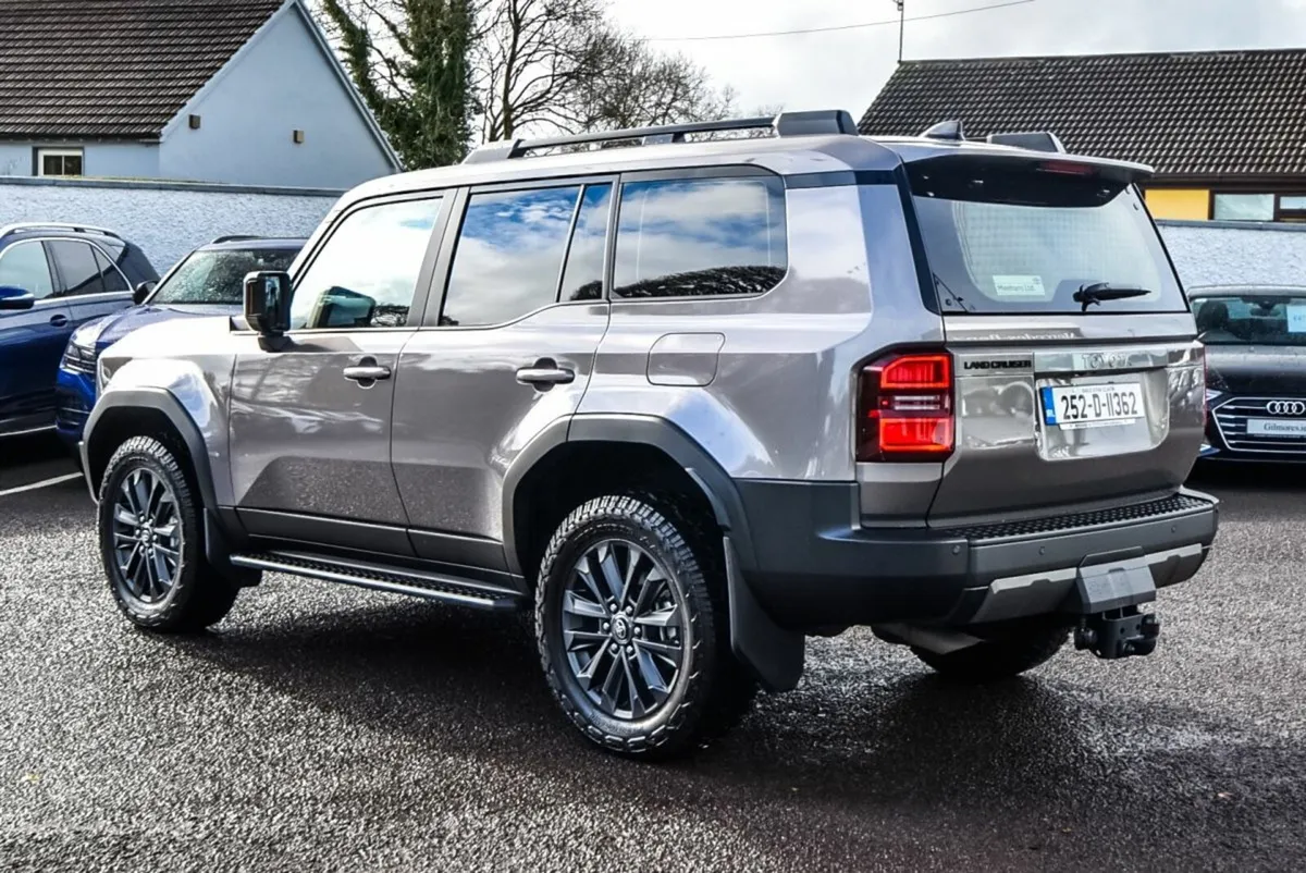 Toyota Land Cruiser (N1) Commercial ONLY 3,000km - Image 4