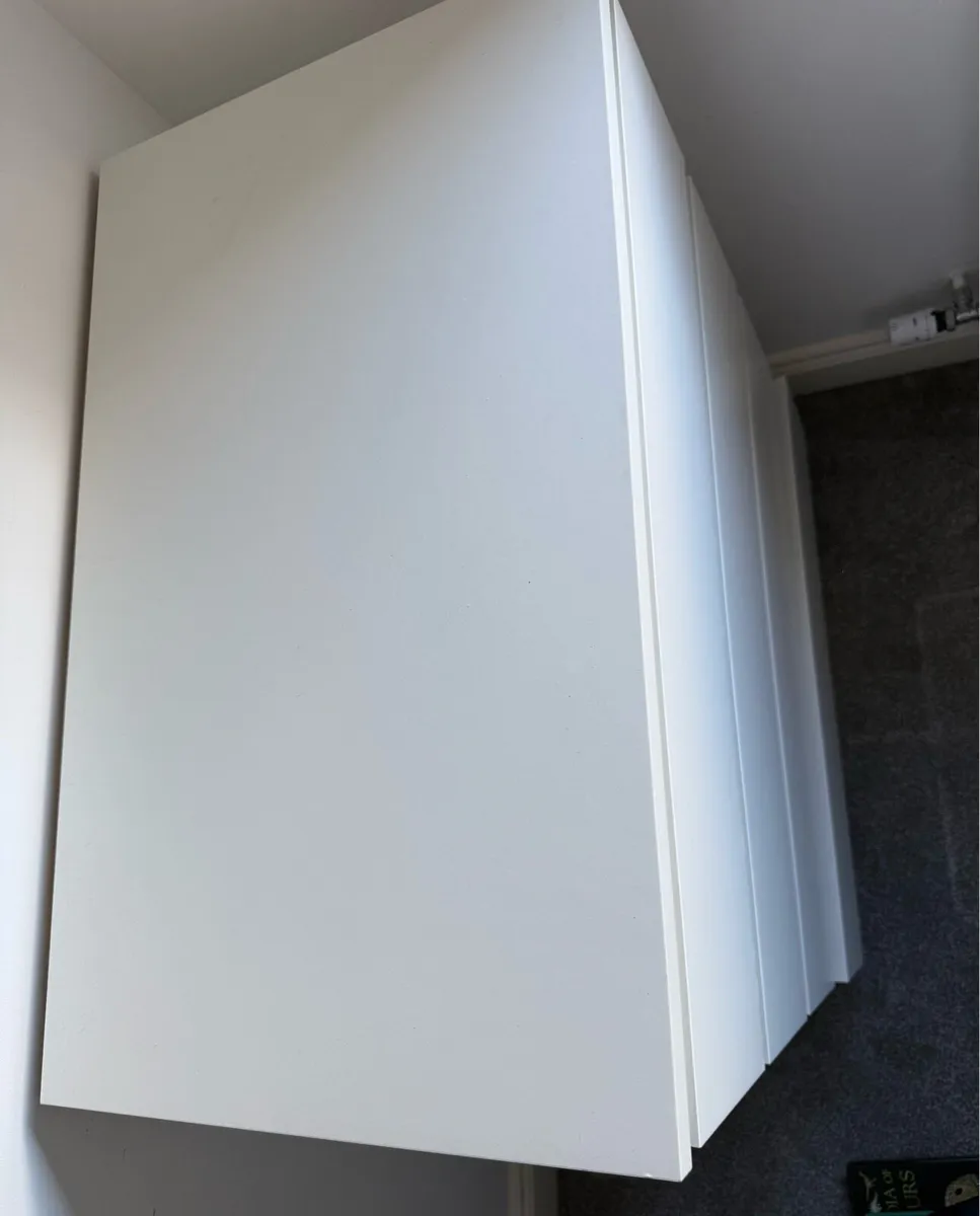 IKEA Malm 4-Drawer Chest –Needs to go today - Image 3