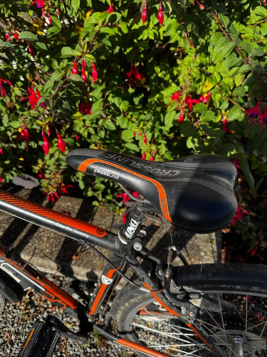Kellys Crossline Hybrid Bike – 21 Speed Shimano – - Image 4