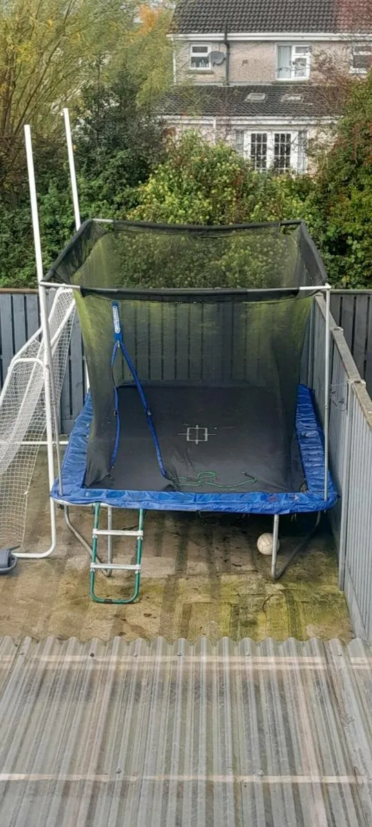 Large trampoline - Image 2