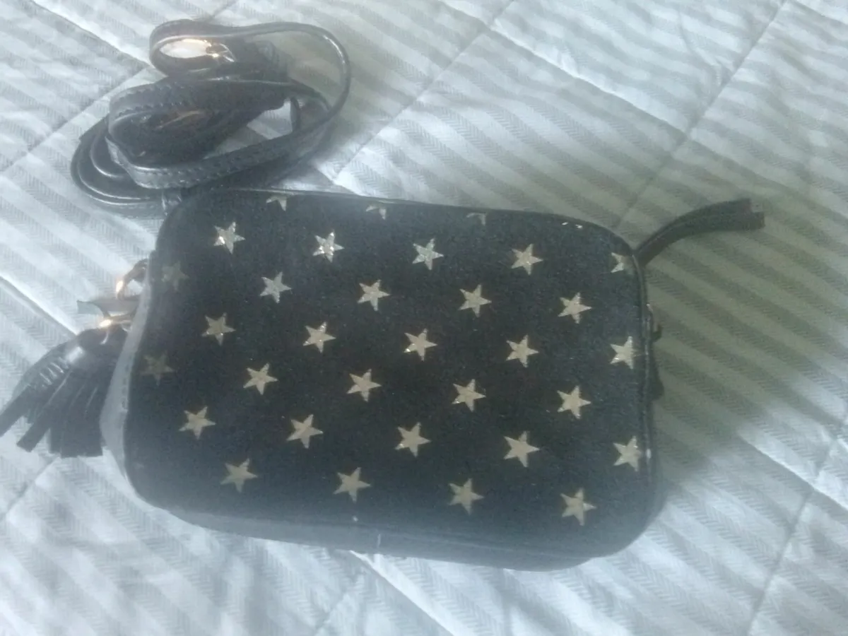 BLACK COW LEATHER GOLDSTAR CROSSBODY BAG - Image 1