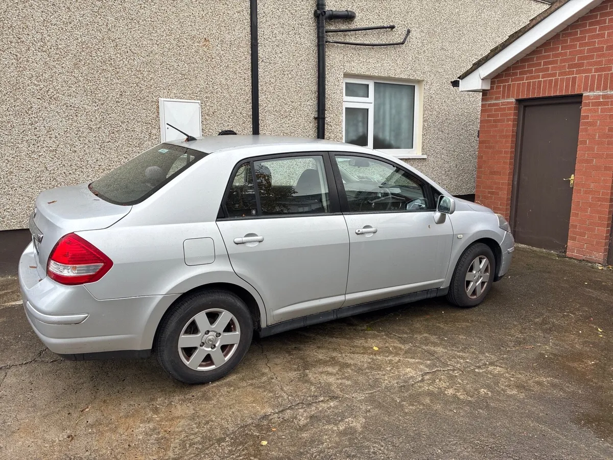 Nissan Tiida 2007 - Image 2