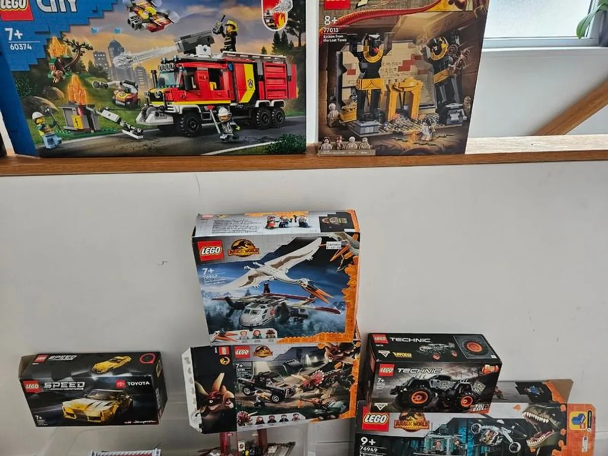 Multiple Lego sets. (15 sets) - Image 1