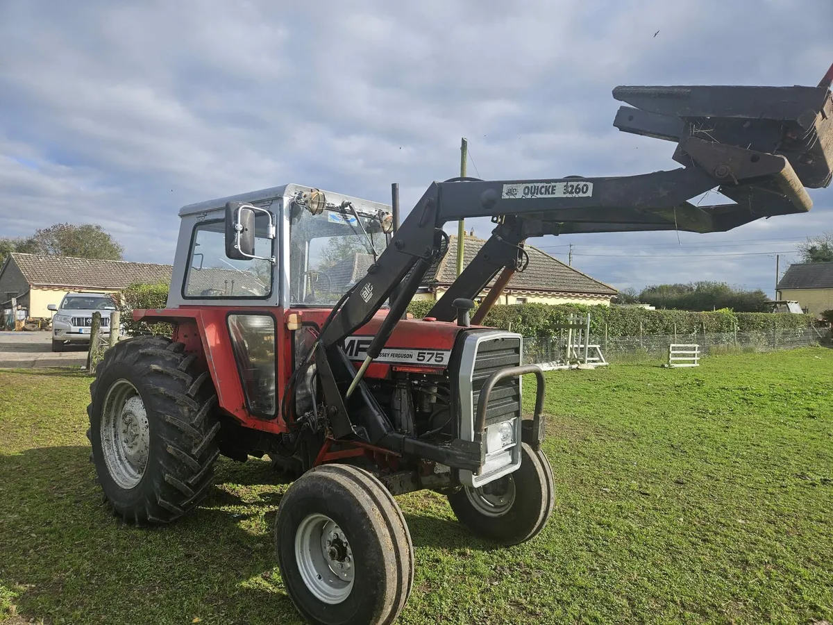 Massey Ferguson 575 - Image 1