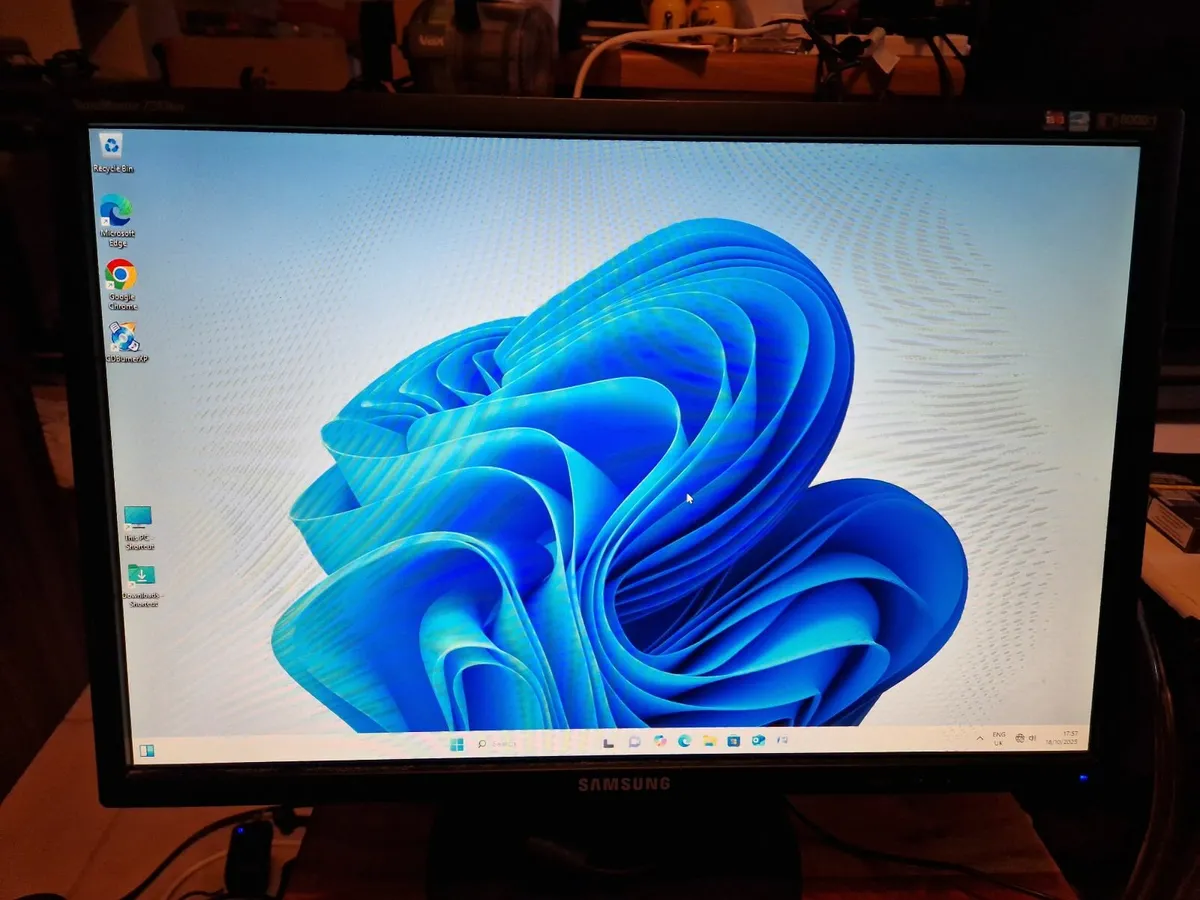 HP Prodesk Desktop PC, Intel Core i5-6500 CPU 3.2 - Image 2