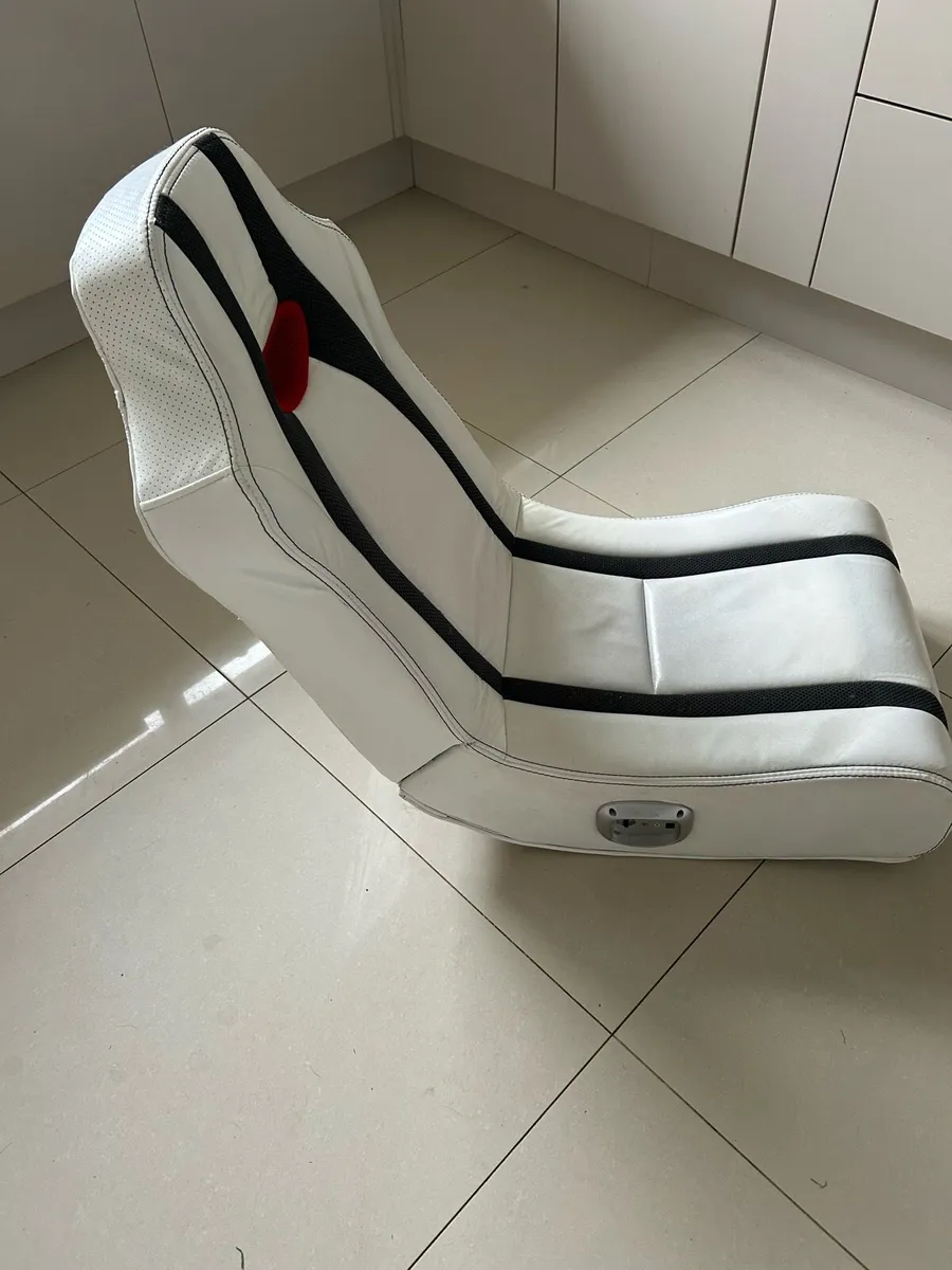 Gaming chair - Image 2