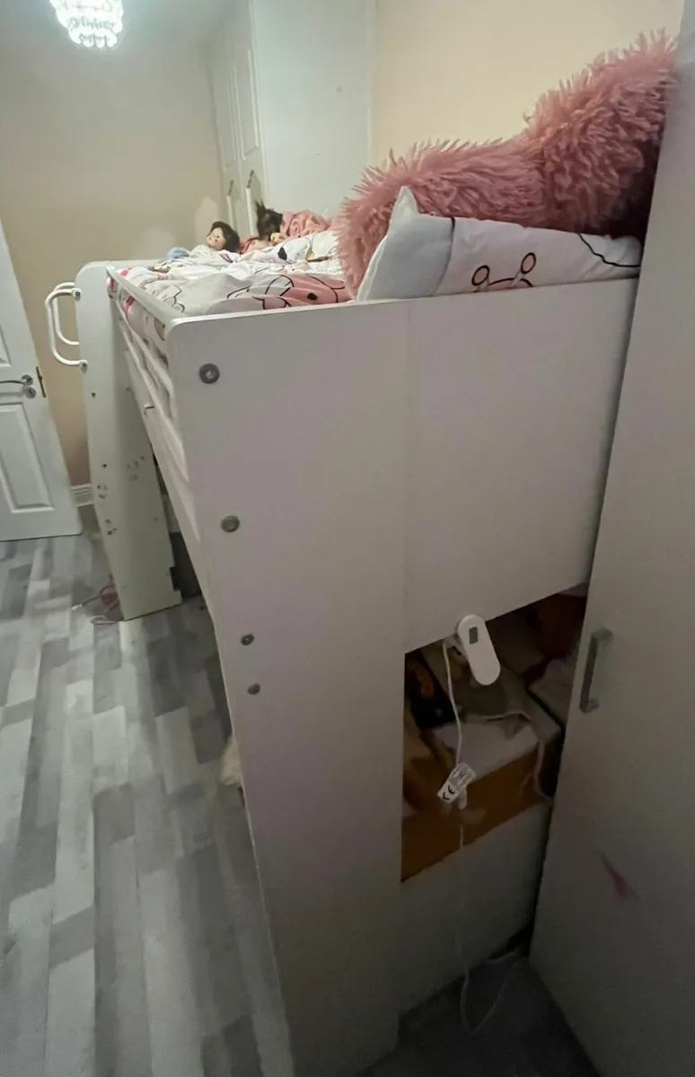 Bunk bed - Image 2