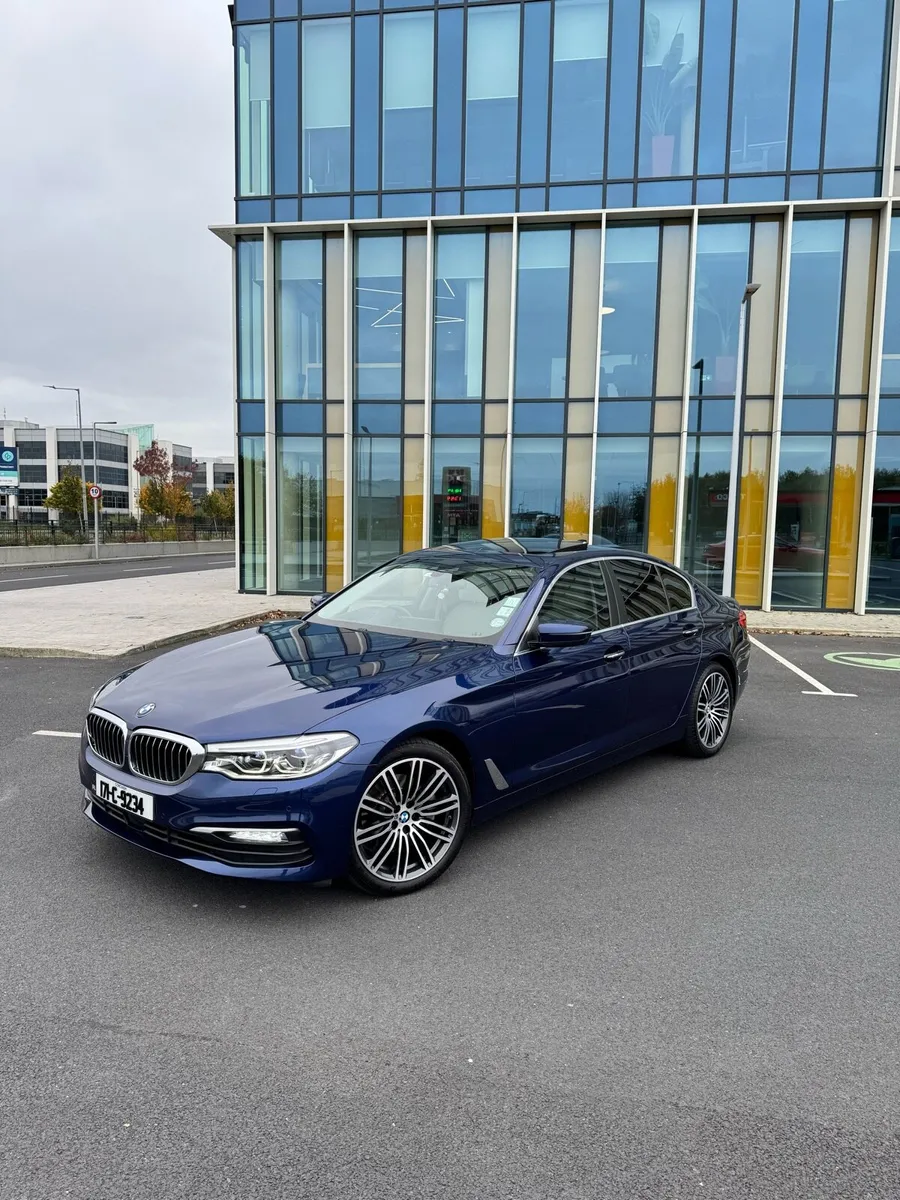 BMW 520d G30 SUNROOF 21.3k - Image 1