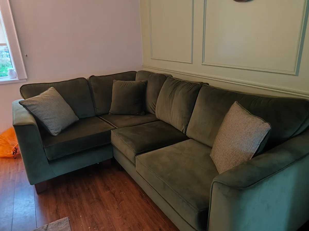Olive green corner sofa - Image 4