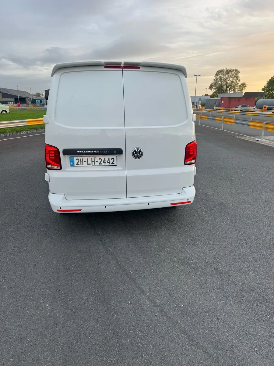 Volkswagen transporter - Image 3