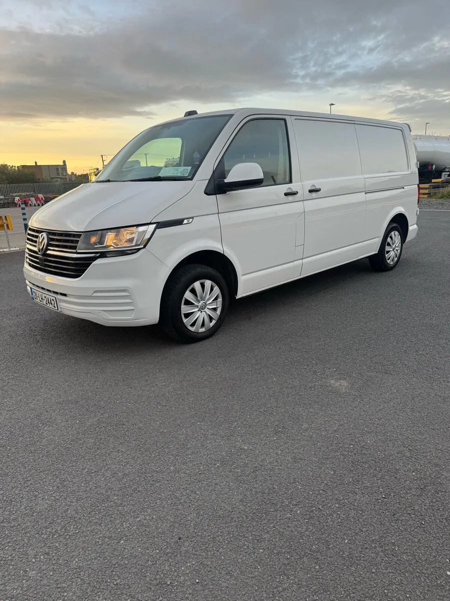 Volkswagen transporter - Image 4