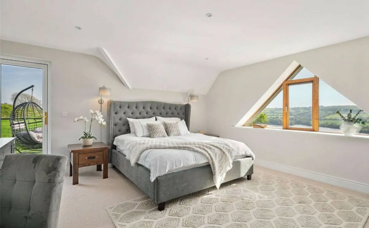 Superking bed +Mattress - Image 1
