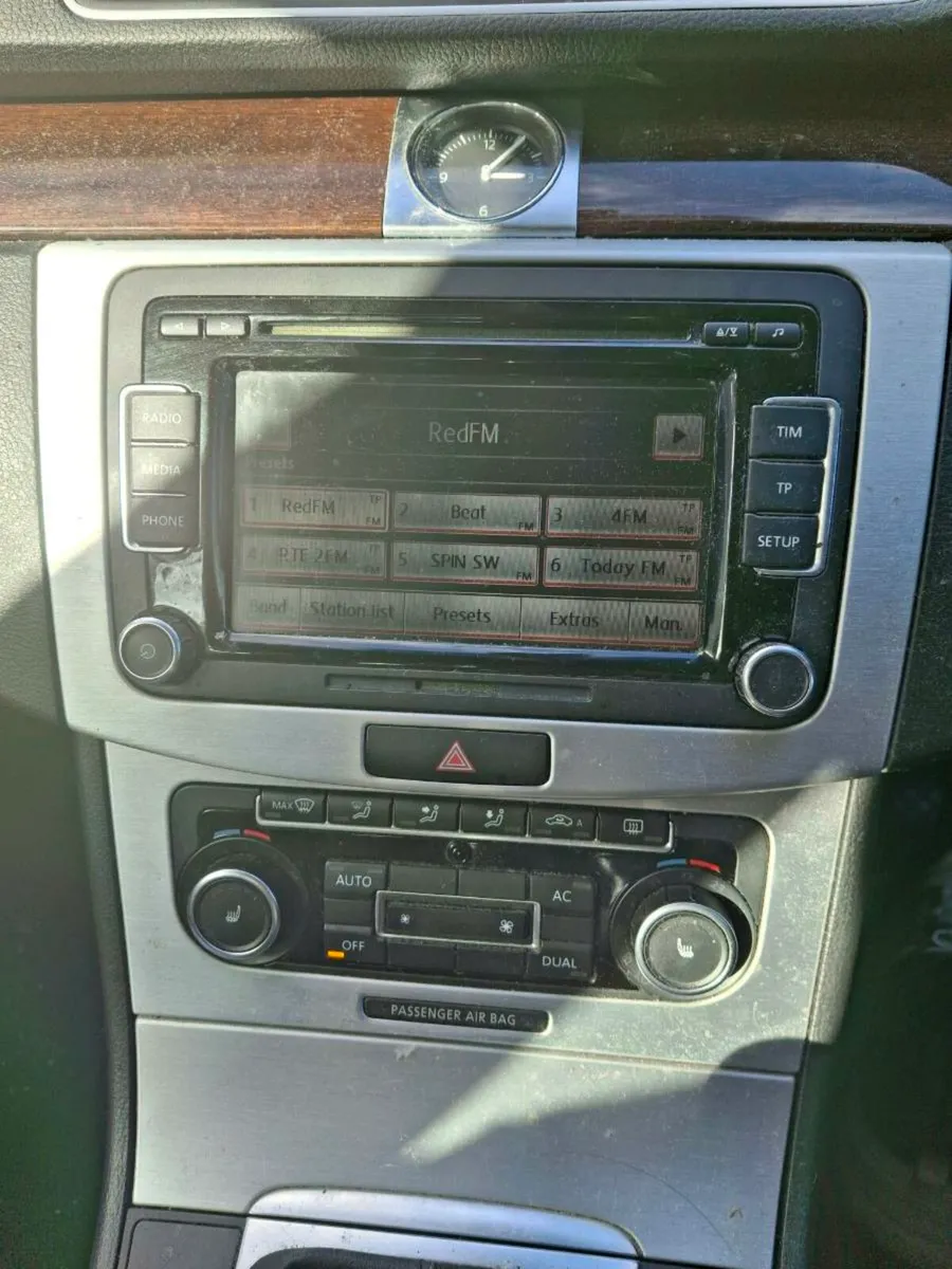 Volkswagon Passat - Image 4