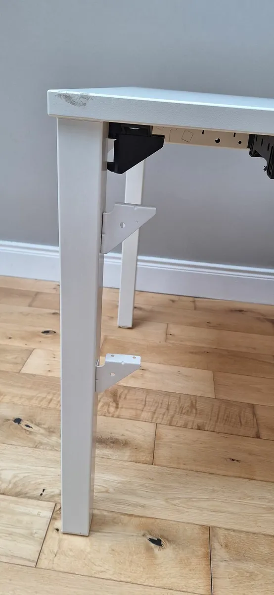 Table - Image 4