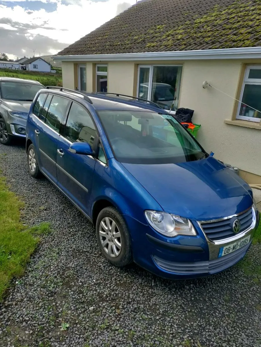 Volkswagen touran - Image 4