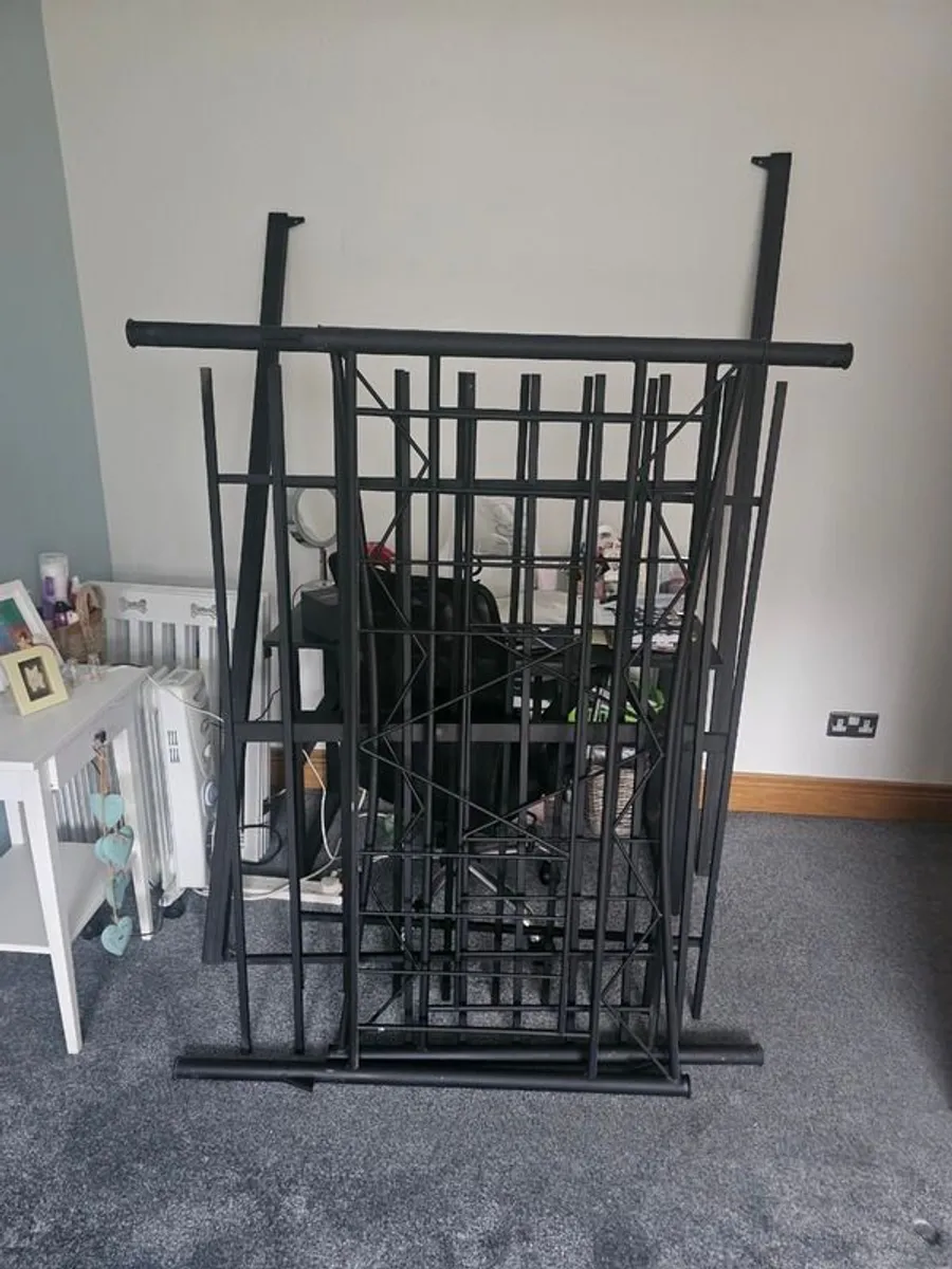 Bed frame - Image 2