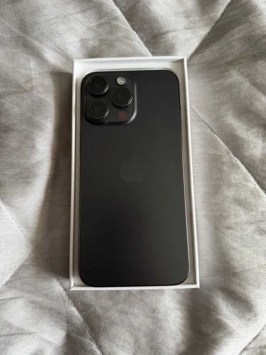 iPhone 15 Pro Max 256GB - Image 2
