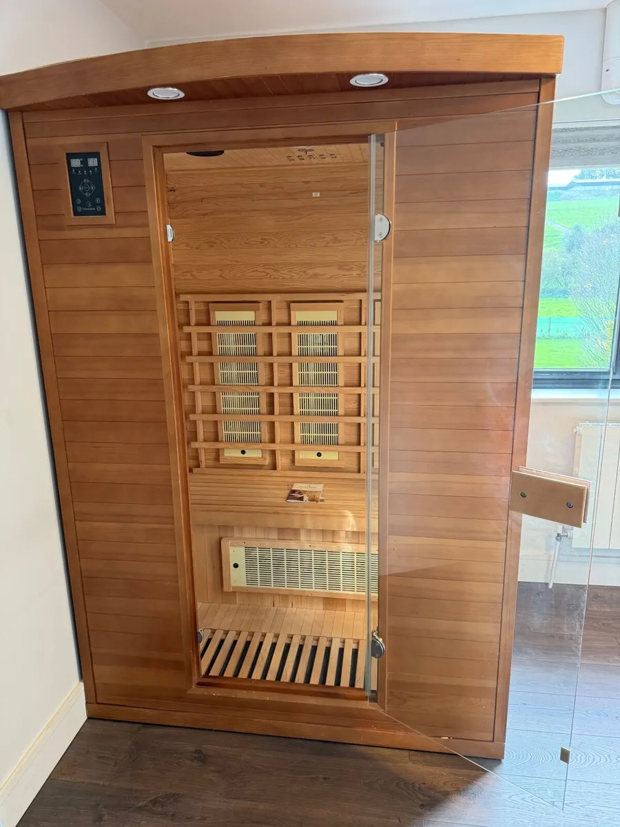 Infrared Sauna France Sauna Spectra 3 | 3 pin plug - Image 1