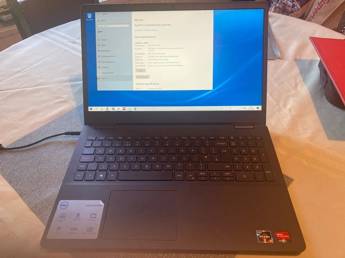 Laptop Dell Inspiron 3505 - Image 1