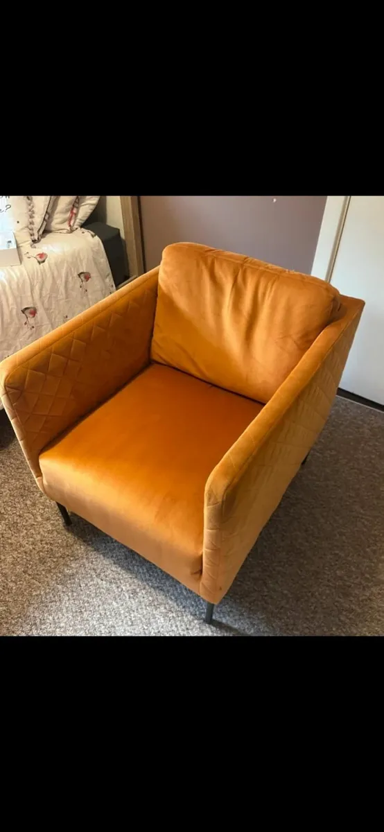 Armchair - Image 1