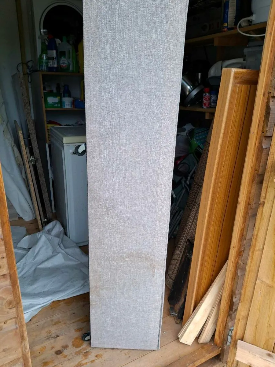 Single base - Image 2