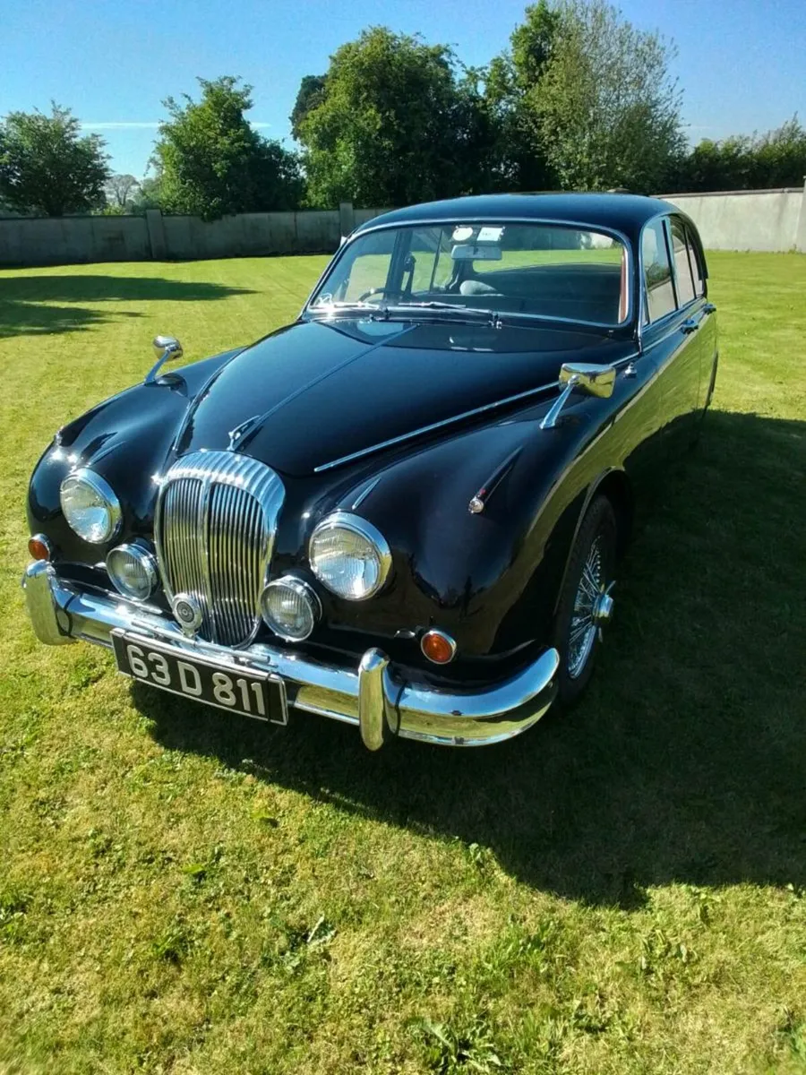 Vintage car - Image 3