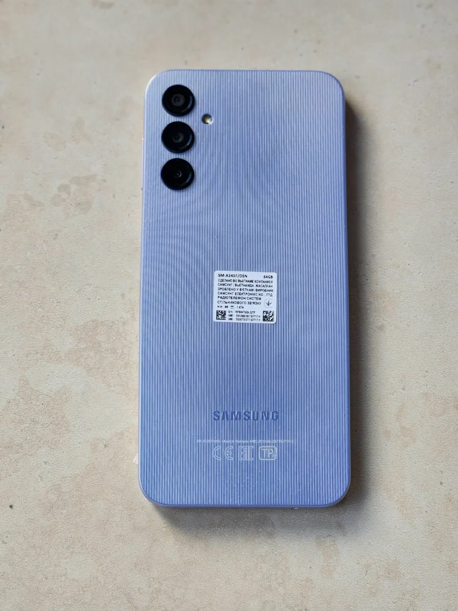 Phone - Image 2