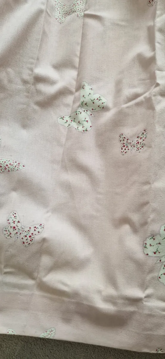 Curtains - Image 4