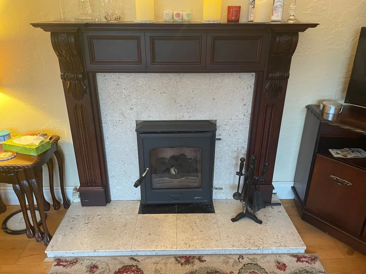 Henley Stove - Image 1