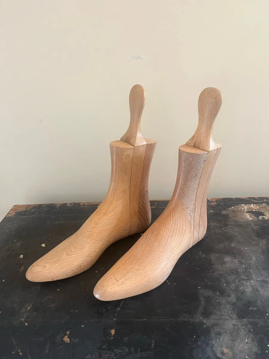 Vintage Ladies Shoe Trees - Image 2