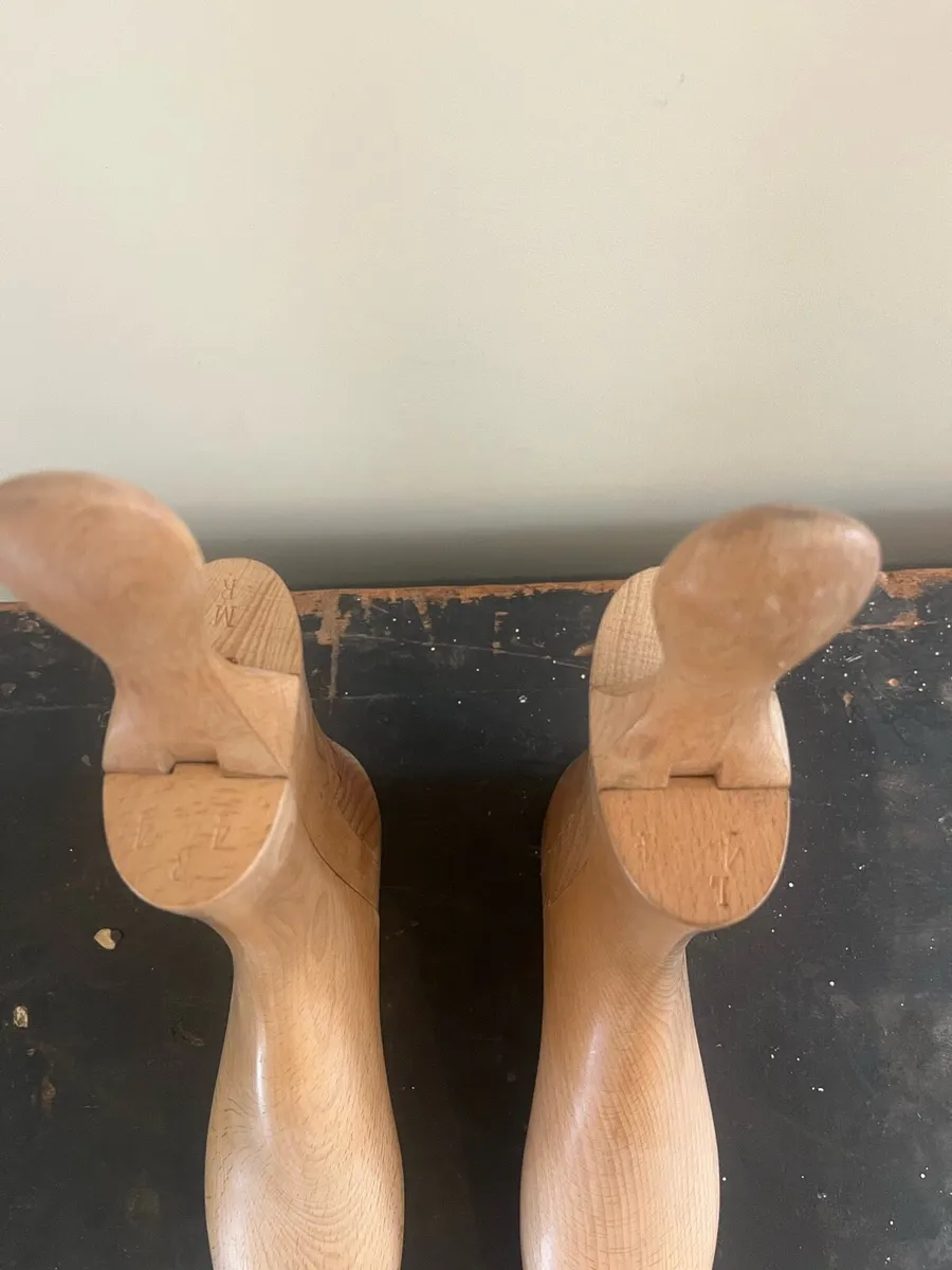 Vintage Ladies Shoe Trees - Image 4