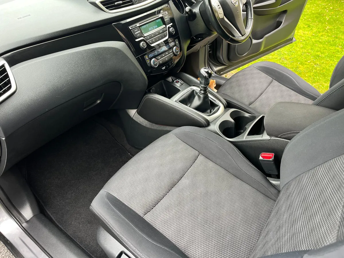 152 NISSAN QASQAI DIESEL 1 Owner LOW MILAGE - Image 3