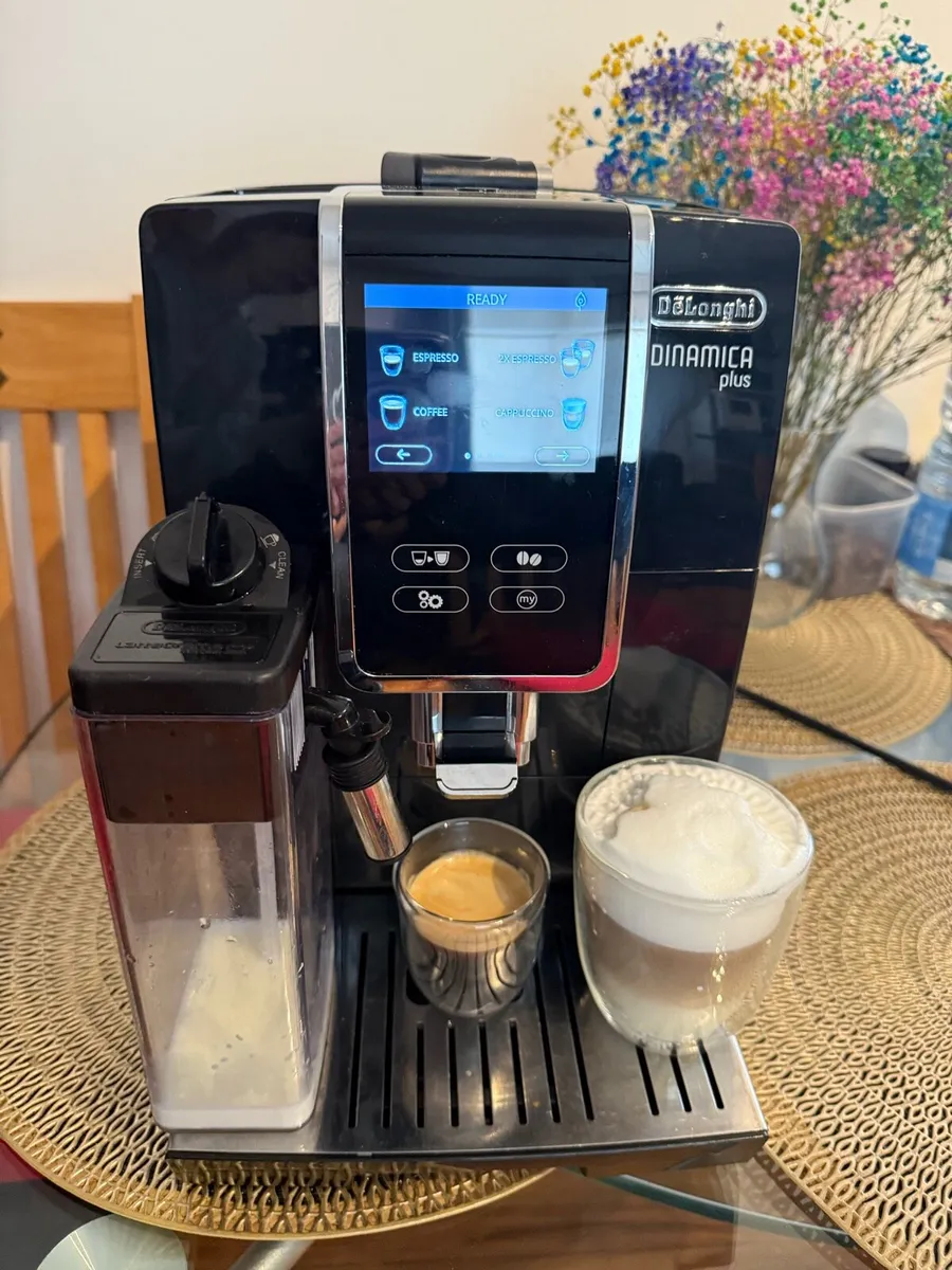 Delonghi Dinamica Plus Coffee machine - Image 1